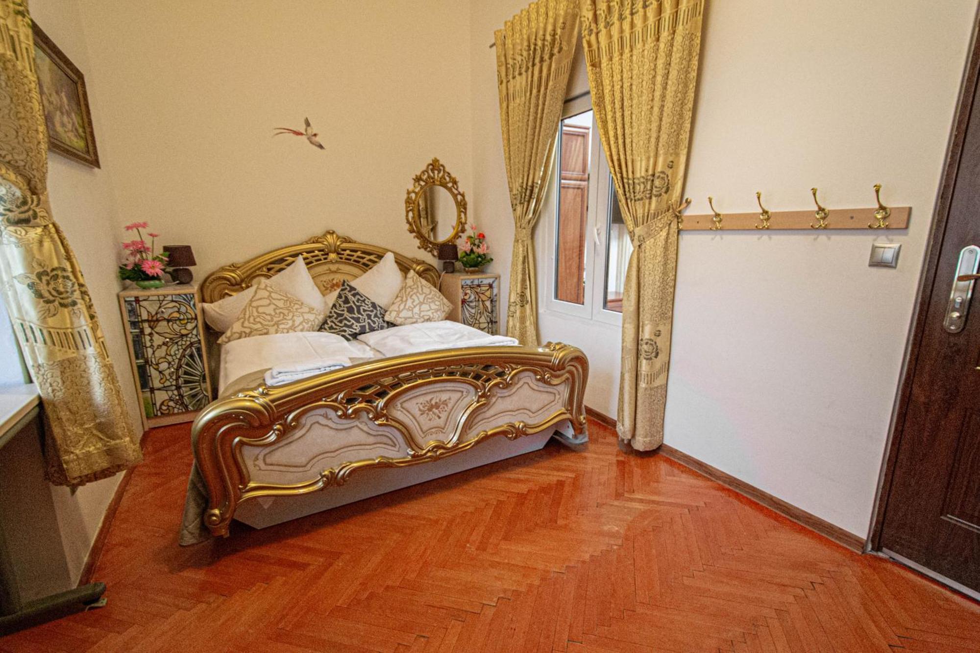The Grand Royal 3Bdr Heart Of Old Town Apartment Praga Exterior foto